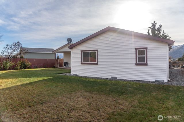 935 Sunrise Drive, Manson, WA 98831