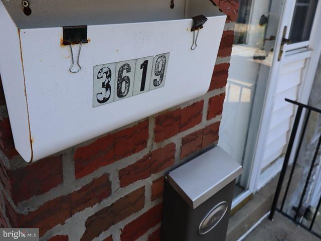 3619 ESSEX LN, Philadelphia, PA 19114