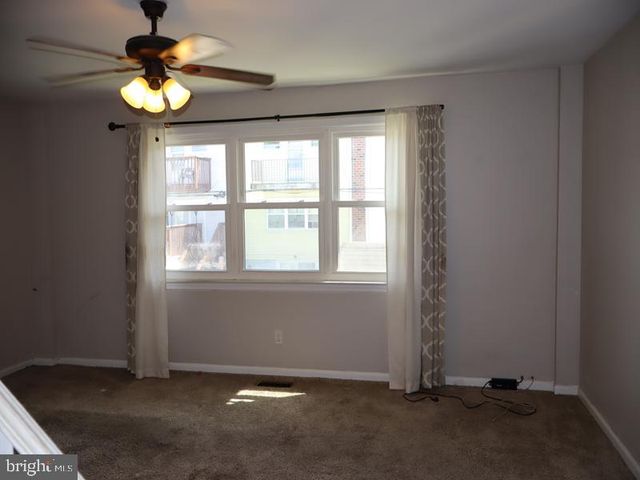 3619 ESSEX LN, Philadelphia, PA 19114
