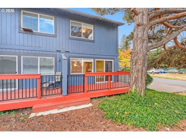 23821 Ne TREEHILL Dr, Wood Village, OR 97060