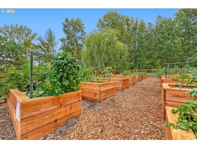 23821 Ne TREEHILL Dr, Wood Village, OR 97060