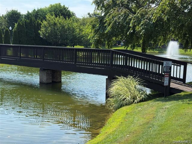 22 SO. Gate Circle, Massapequa Park, NY 11762