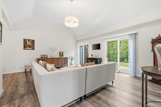 22 SO. Gate Circle, Massapequa Park, NY 11762