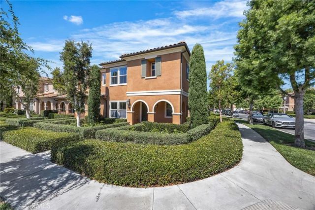 61 Distant Star, Irvine, CA 92618