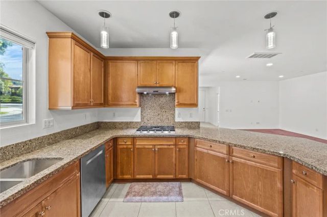 61 Distant Star, Irvine, CA 92618