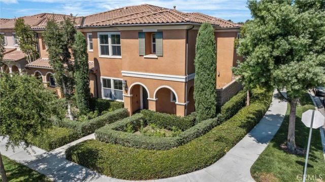 61 Distant Star, Irvine, CA 92618
