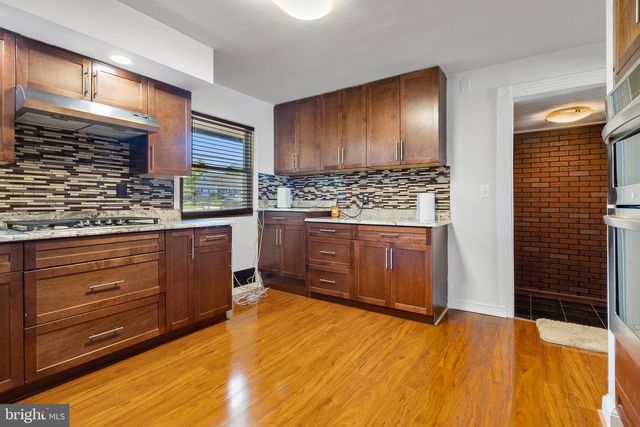1714 VEIRS MILL RD, Rockville, MD 20851
