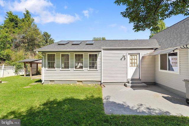 1714 VEIRS MILL RD, Rockville, MD 20851