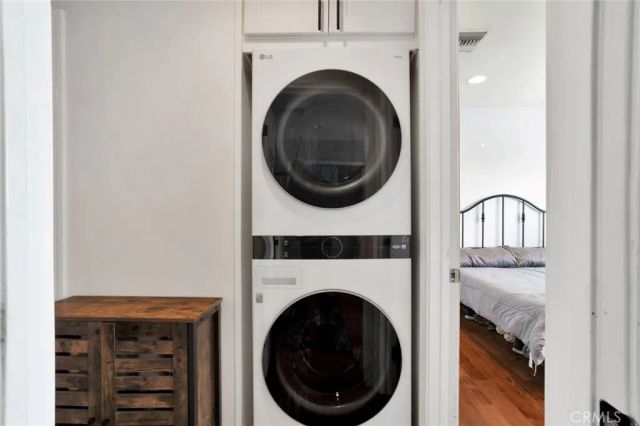 8921 Geyser Avenue, Northridge, CA 91324