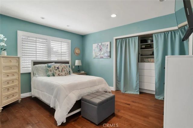 8921 Geyser Avenue, Northridge, CA 91324