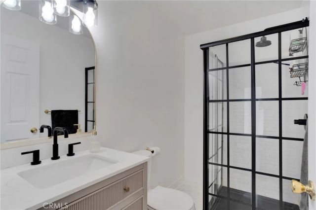 8921 Geyser Avenue, Northridge, CA 91324