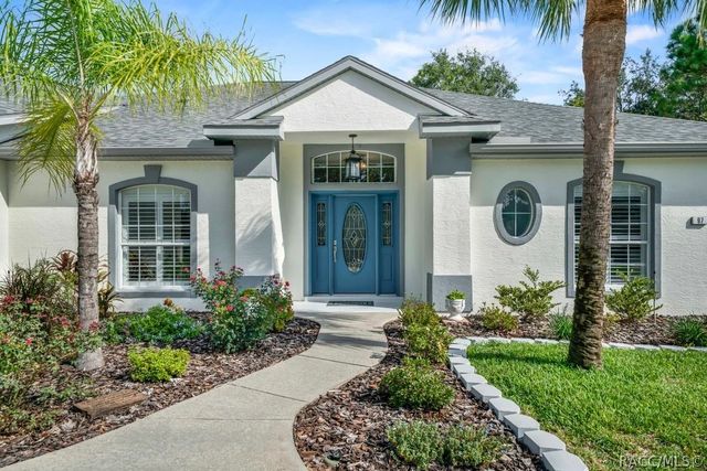 97 Woodfield Circle, Homosassa, FL 34446