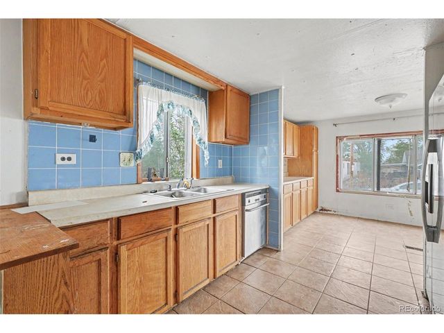 9037 Rampart St, Denver, CO 80260