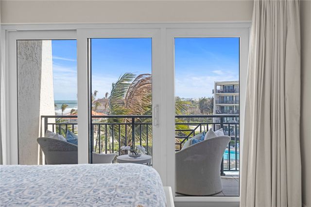 3939 Ocean Drive 502B, Vero Beach, FL 32963