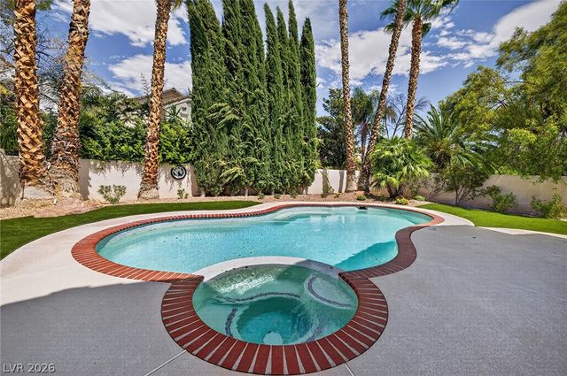 8824 Cortile Drive, Las Vegas, NV 89134