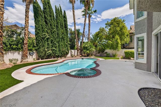 8824 Cortile Drive, Las Vegas, NV 89134