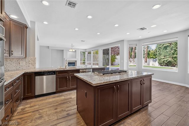 8824 Cortile Drive, Las Vegas, NV 89134