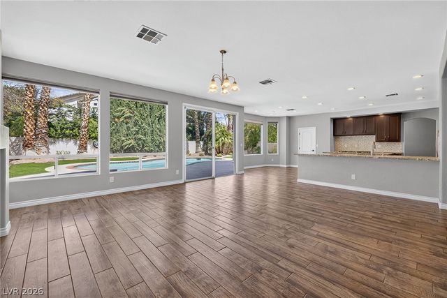 8824 Cortile Drive, Las Vegas, NV 89134