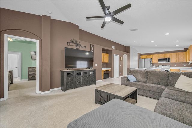 7601 MERCHANTVILLE CIRCLE, Zephyrhills, FL 33540