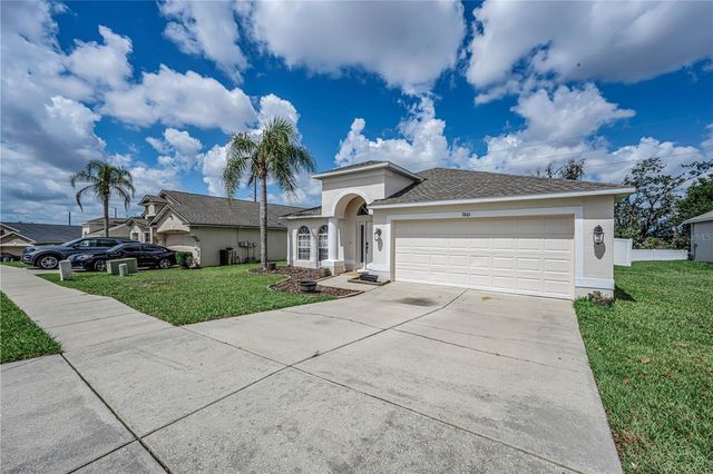 7601 MERCHANTVILLE CIRCLE, Zephyrhills, FL 33540
