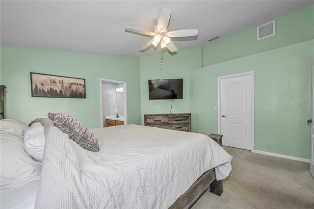 7601 MERCHANTVILLE CIRCLE, Zephyrhills, FL 33540