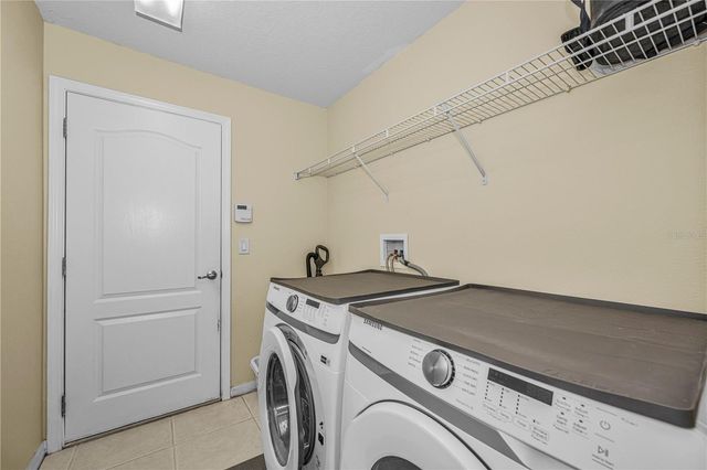 7601 MERCHANTVILLE CIRCLE, Zephyrhills, FL 33540