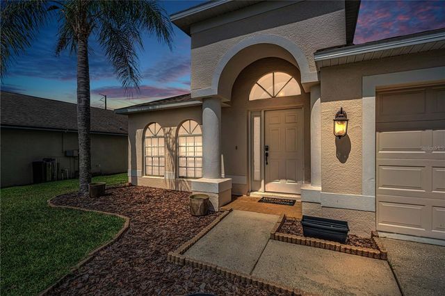 7601 MERCHANTVILLE CIRCLE, Zephyrhills, FL 33540