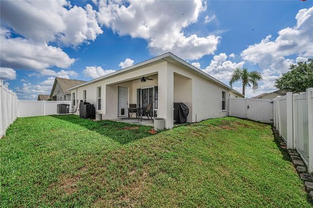 7601 MERCHANTVILLE CIRCLE, Zephyrhills, FL 33540