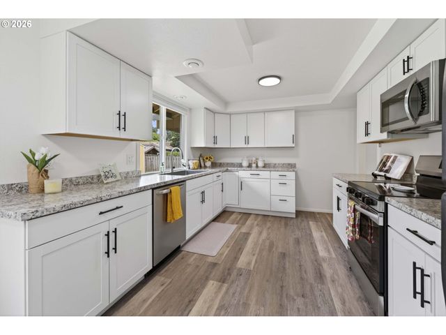 1424 Ne 102ND Ave, Vancouver, WA 98664