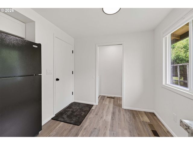 1424 Ne 102ND Ave, Vancouver, WA 98664
