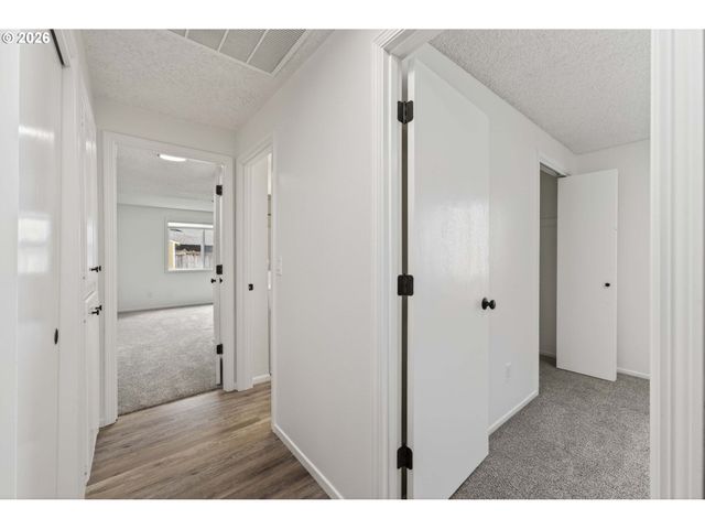 1424 Ne 102ND Ave, Vancouver, WA 98664