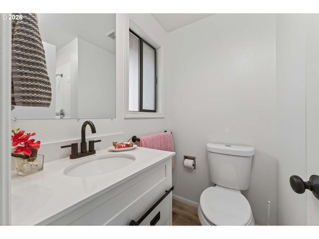 1424 Ne 102ND Ave, Vancouver, WA 98664