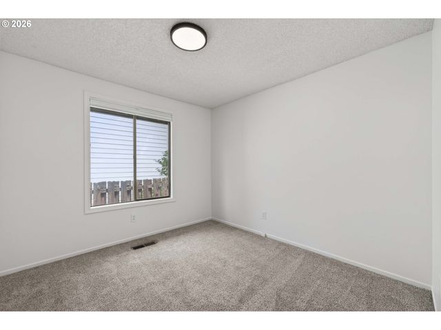 1424 Ne 102ND Ave, Vancouver, WA 98664