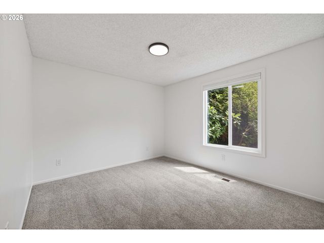 1424 Ne 102ND Ave, Vancouver, WA 98664