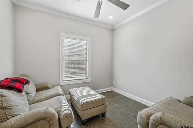 826 Lindsey Ln, Whitehouse, TX 75791