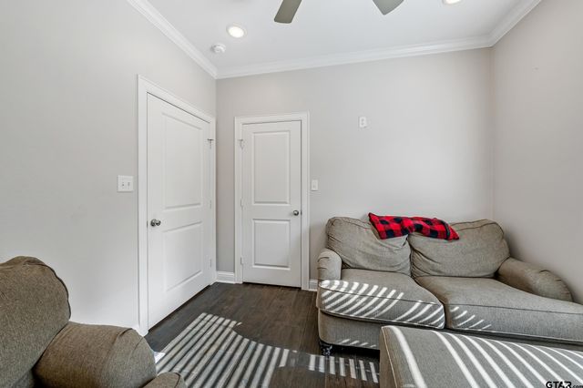 826 Lindsey Ln, Whitehouse, TX 75791
