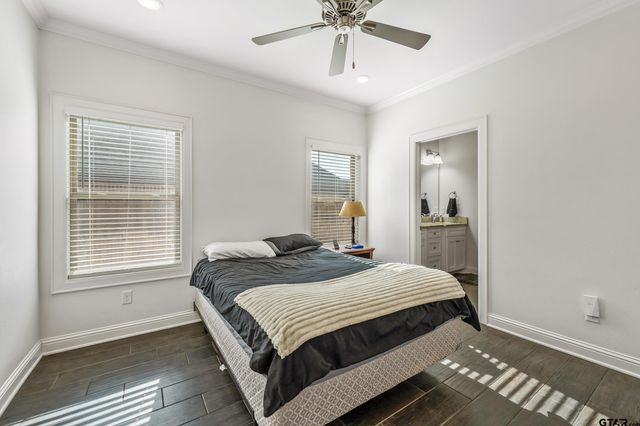 826 Lindsey Ln, Whitehouse, TX 75791