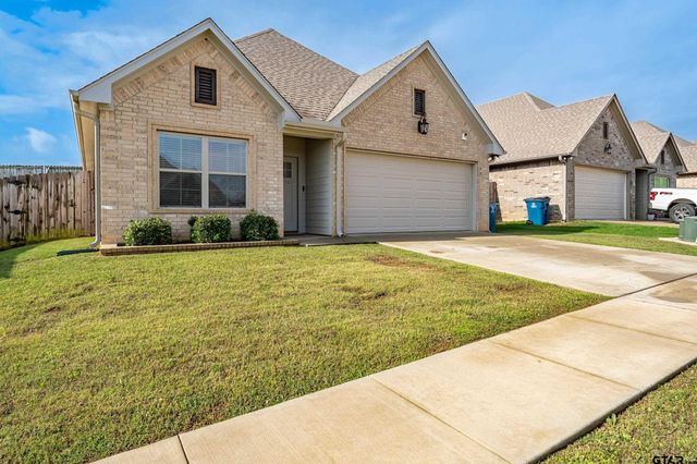 826 Lindsey Ln, Whitehouse, TX 75791