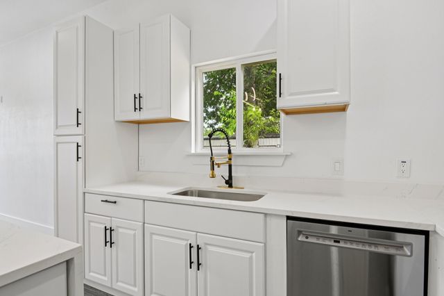 3604 Durango Trail, Granbury, TX 76048