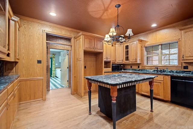 3006 Hot Springs Highway, Benton, AR 72019