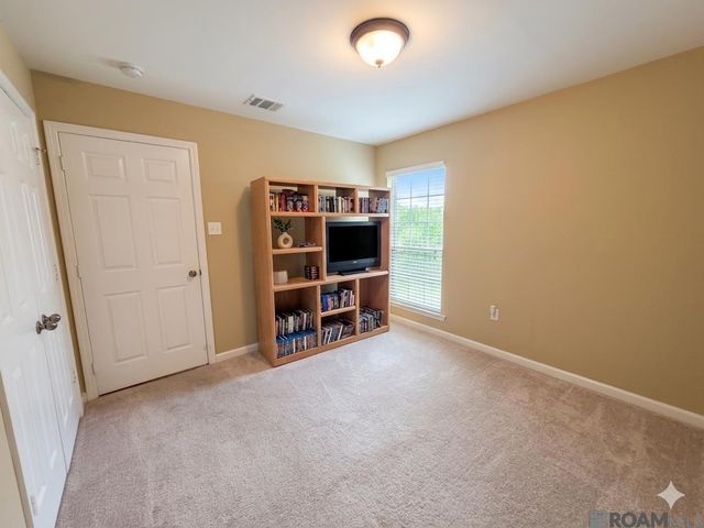 11561 Mary Lee Dr, Denham Springs, LA 70726