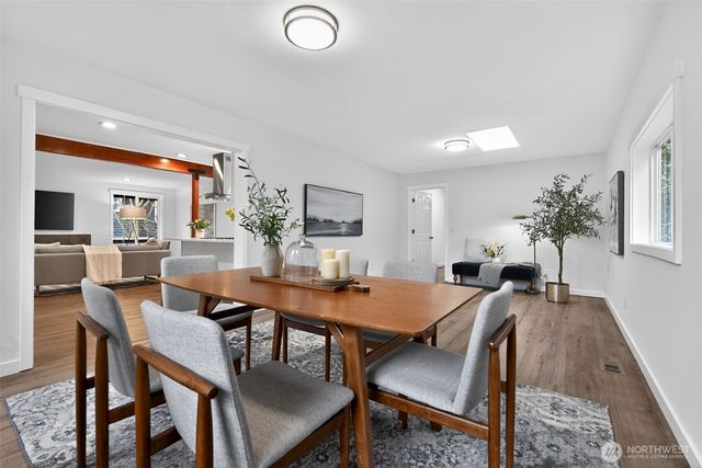 8742 3rd Avenue NW, Seattle, WA 98117