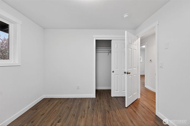 8742 3rd Avenue NW, Seattle, WA 98117