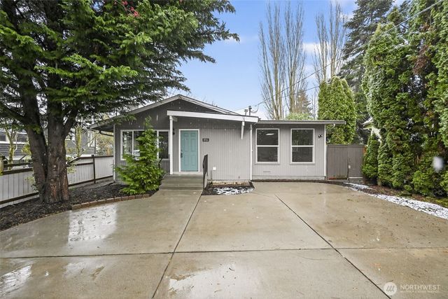 8742 3rd Avenue NW, Seattle, WA 98117