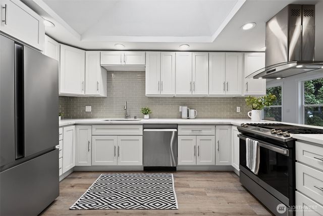8742 3rd Avenue NW, Seattle, WA 98117