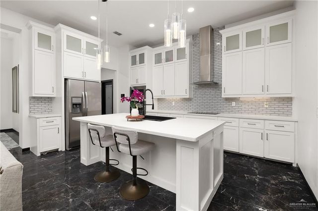 1619 Lago Delton Drive, Edinburg, TX 78542