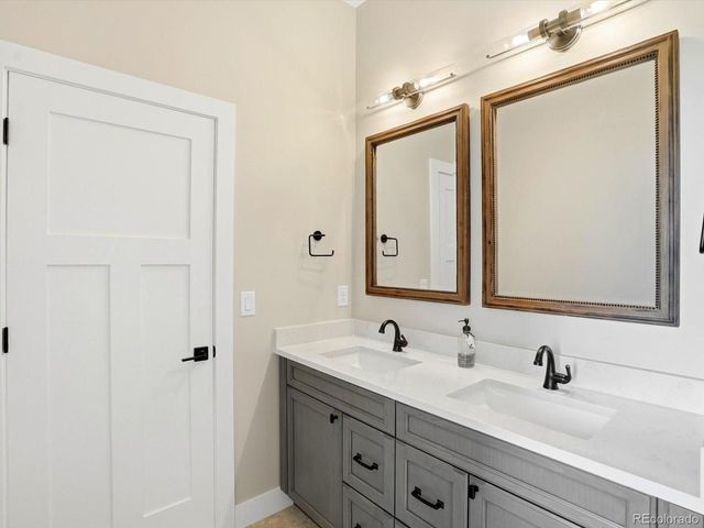 10929 Elk Horn Run, Littleton, CO 80125