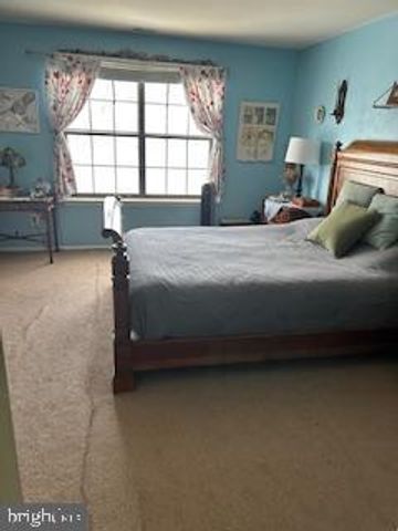 20 KENT PL, Sewell, NJ 08080