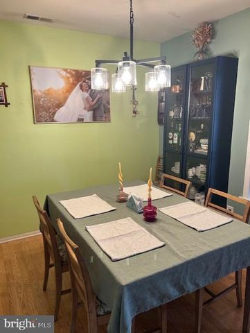 20 KENT PL, Sewell, NJ 08080