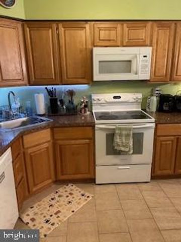 20 KENT PL, Sewell, NJ 08080